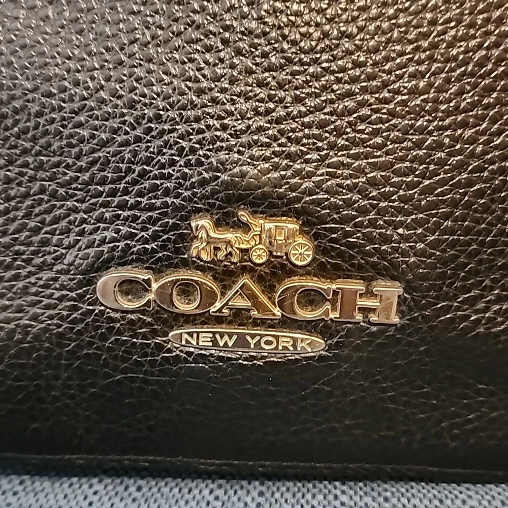 Coach Leather Back Zip Shoulder Bag Satchel Saddle Bag Black Gold - Picture 2 of 10
